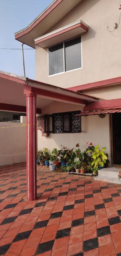 Giri'S Homestay Madikeri Bagian luar foto